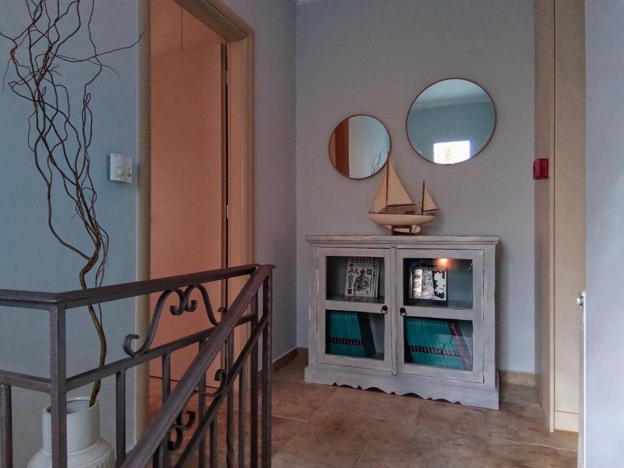 Nautilus Luxury Suites Galaxidi Bilik gambar